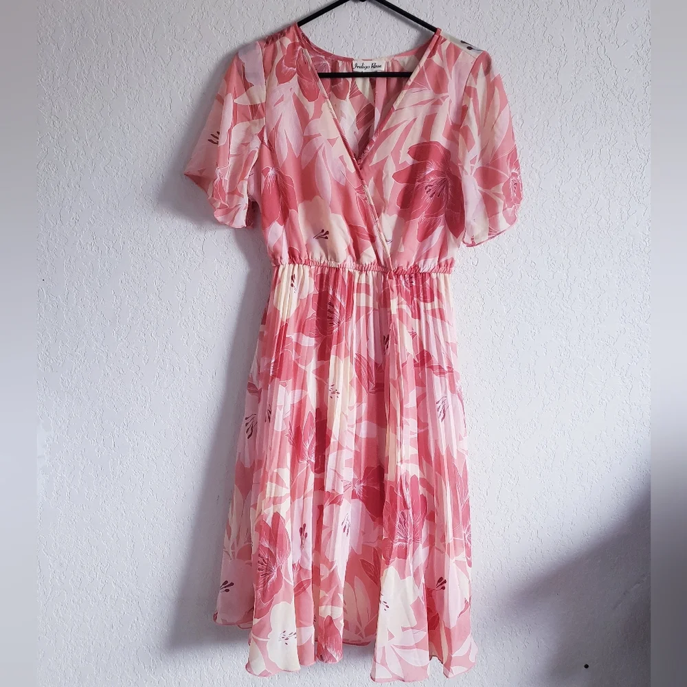 Charming & Easy Floral Dress - Indigo Rose, M - Stretchy Waist! - Picture 1 of 9
